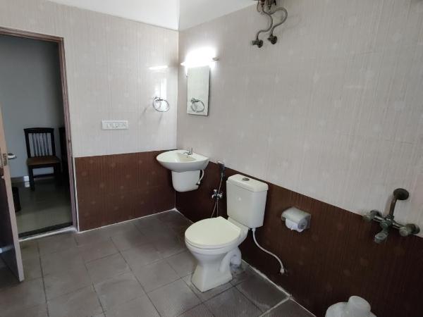 Swarna Sudarshan Service Apartments Sholinganallur : photo 9 de la chambre chambre double ou lits jumeaux Économique 