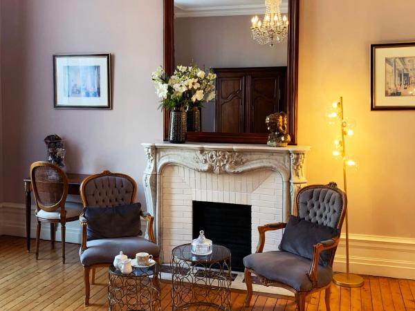 Enclos de l'Evêché : photo 3 de la chambre chambre lit queen-size deluxe