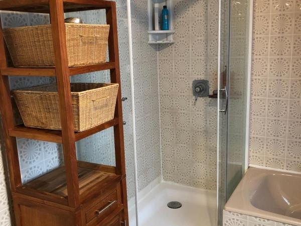 Villa Sparadis : photo 10 de la chambre chambre double deluxe - vue sur lac