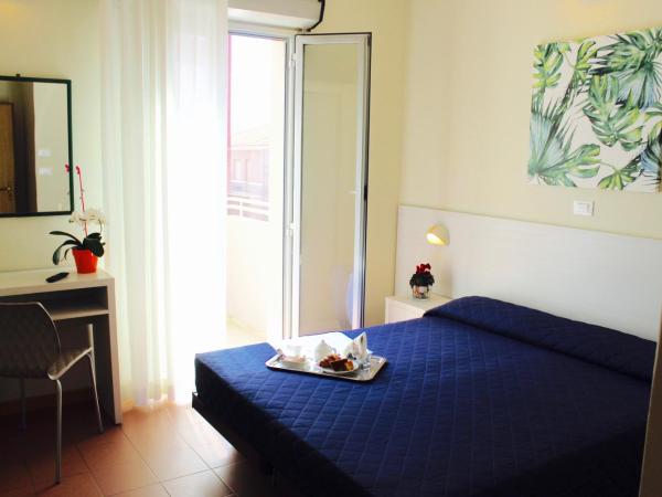 Hotel Fedora Rimini : photo 7 de la chambre chambre double - vue sur mer