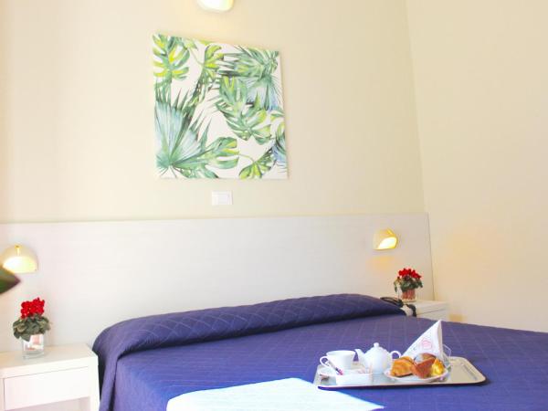 Hotel Fedora Rimini : photo 4 de la chambre chambre double - vue sur mer