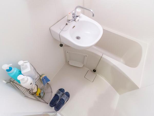 japan house Ikebukuro : photo 8 de la chambre chambre triple avec salle de bains privative