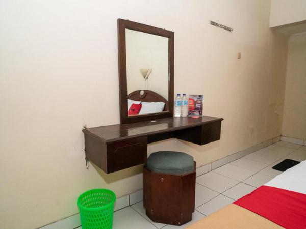 RedDoorz near Kampus 3 UTY Yogyakarta : photo 2 de la chambre chambre double standard