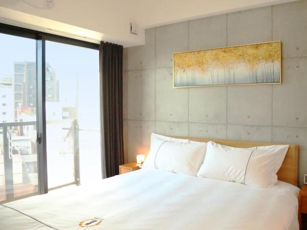 -Yoshitsuki kaku- Yoshitsuki Apart Hotel : photo 10 de la chambre chambre lit queen-size avec balcon