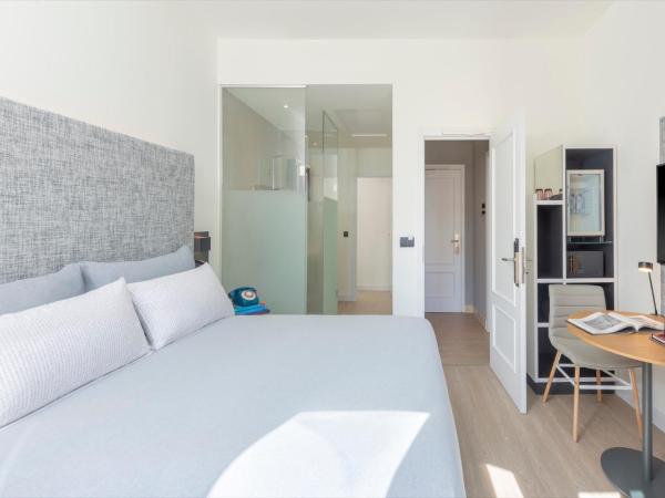 INNSIDE by Meliá Madrid Gran Vía : photo 5 de la chambre studio et chambre innside communicants avec vue