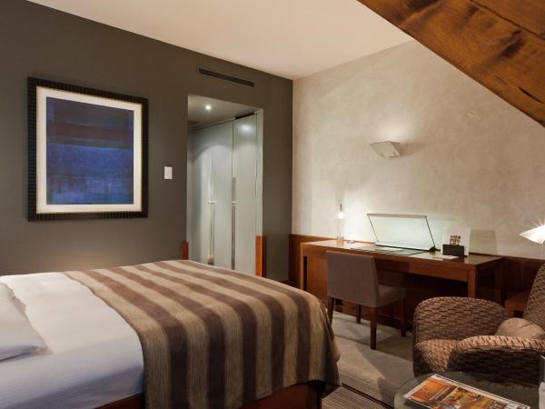 Hotel Angleterre & Résidence : photo 4 de la chambre chambre double supérieure