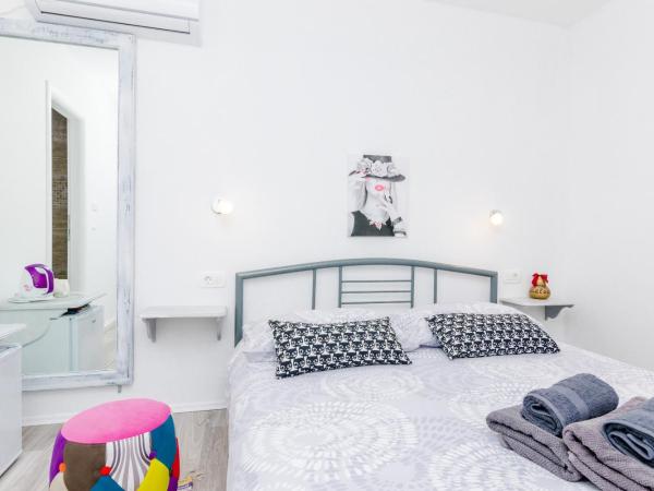 Guest House Nikolina : photo 4 de la chambre chambre double standard