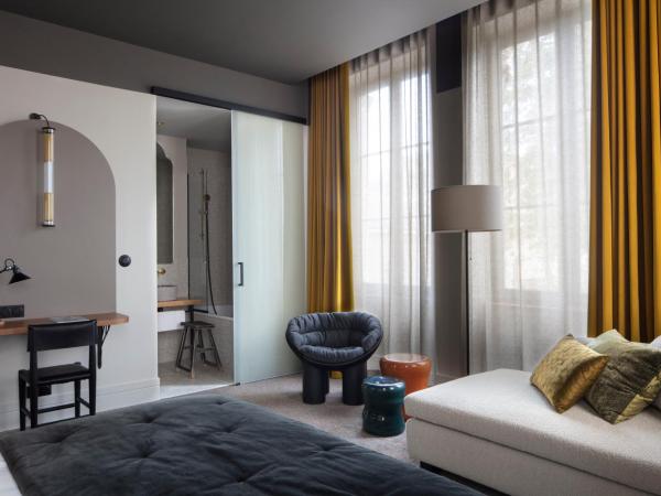 Hôtel de l'Abbaye Lyon - Boutique Hôtel : photo 8 de la chambre suite junior - signature