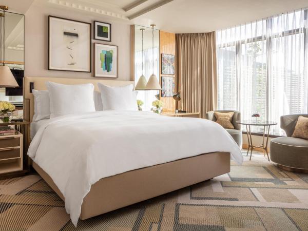 Four Seasons Hotel London at Park Lane : photo 3 de la chambre hébergement junior conservatory avec lit king-size - récemment rénové