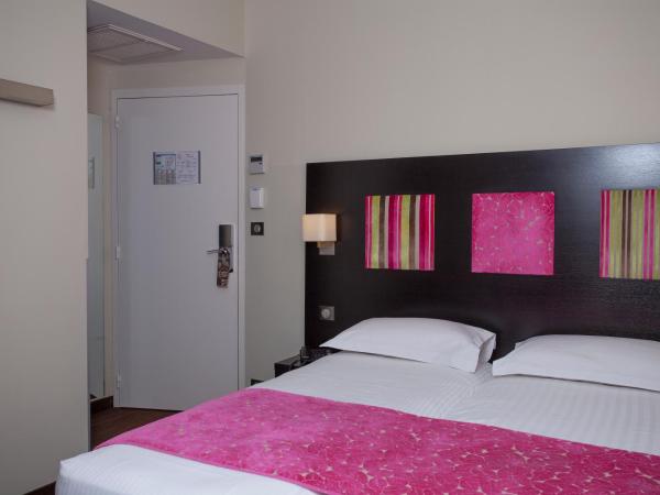 Hôtel Baptistin : photo 1 de la chambre chambre lits jumeaux supérieure - vue sur jardin - 2ème Étage