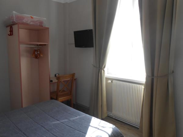 Hotel & Restaurant Hanoï Station : photo 5 de la chambre chambre double