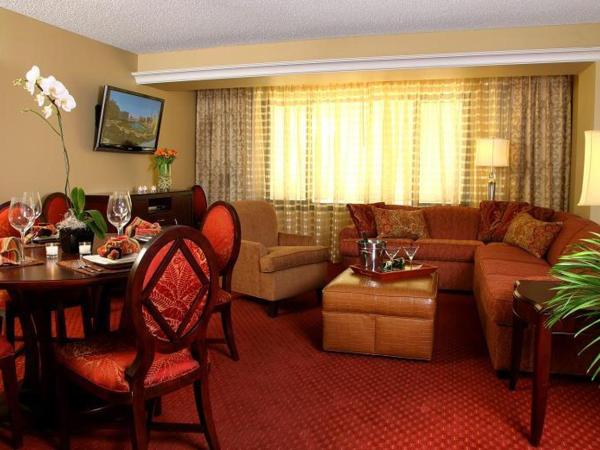 Jockey Club Suites : photo 2 de la chambre suite familiale avec douche