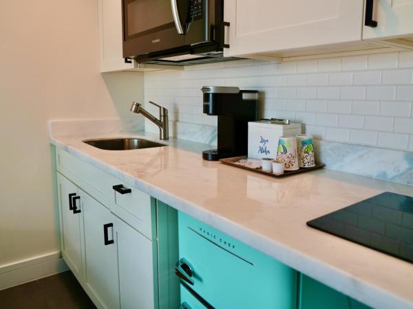 Hotel La Croix : photo 5 de la chambre hébergement gold avec kitchenette