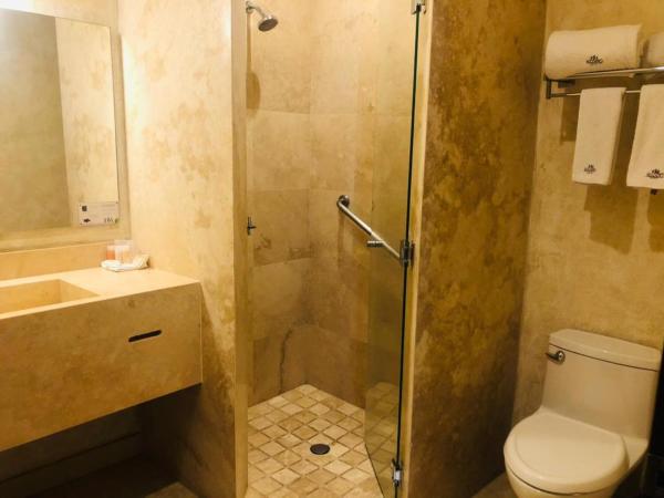 Hotel Madero : photo 5 de la chambre chambre lit queen-size deluxe