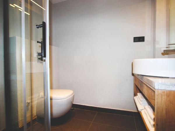 Beşiktas konuk otel : photo 3 de la chambre chambre lits jumeaux