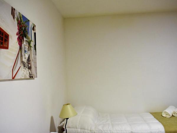 EMILIA HOTEL : photo 1 de la chambre chambre triple standard