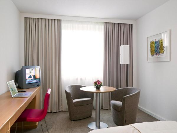 Novotel Düsseldorf City West : photo 4 de la chambre chambre supérieure lit queen-size