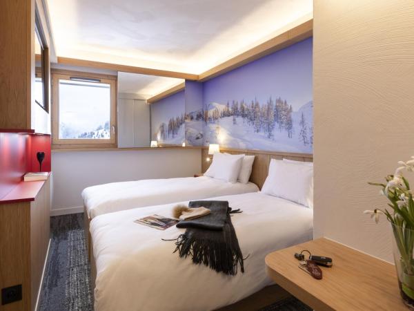 Hôtel Club mmv Plagne 2000 : photo 2 de la chambre chambre double