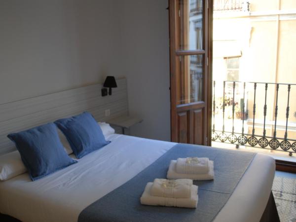 La Perla Granada Suites : photo 4 de la chambre chambre double