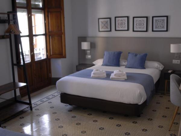 La Perla Granada Suites : photo 3 de la chambre chambre double supérieure