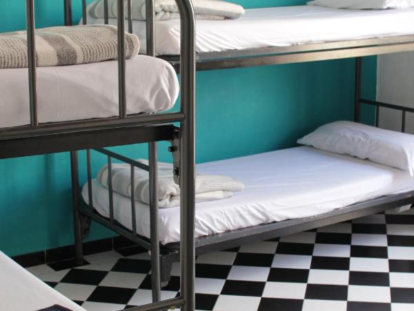Hostel New York : photo 1 de la chambre lit dans dortoir de 4 lits avec salle de bains commune