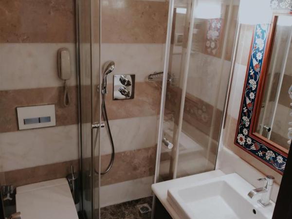 Dareyn Hotel : photo 10 de la chambre suite familiale