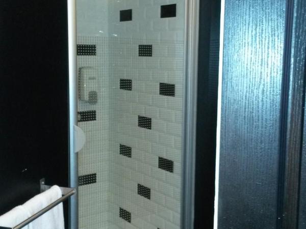 Hôtel Le Boulevardier : photo 10 de la chambre chambre double