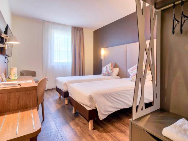 Campanile Saint Jean de Luz : photo 4 de la chambre chambre lits jumeaux