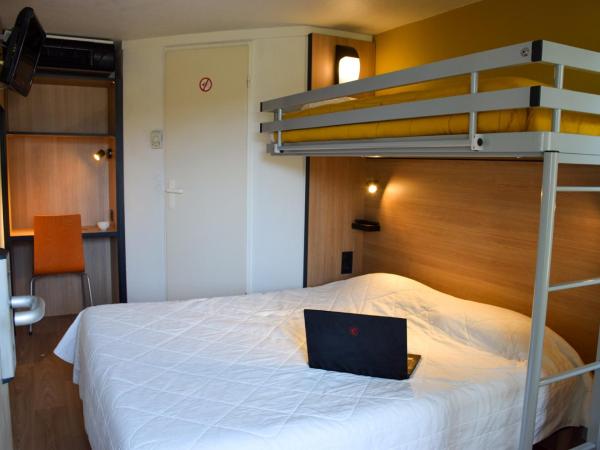 Premiere Classe Rodez : photo 7 de la chambre chambre triple (1 lit double et 1 lit simple)