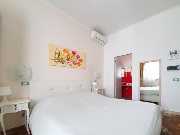 Il Giardino Di Flora - Piscina & Jacuzzi : photo 9 de la chambre chambre double