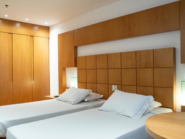 Mar Palace Copacabana Hotel : photo 4 de la chambre chambre lit queen-size deluxe