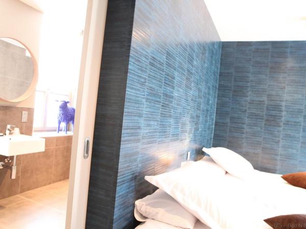 B&B N°5 : photo 1 de la chambre chambre double ou lits jumeaux standard