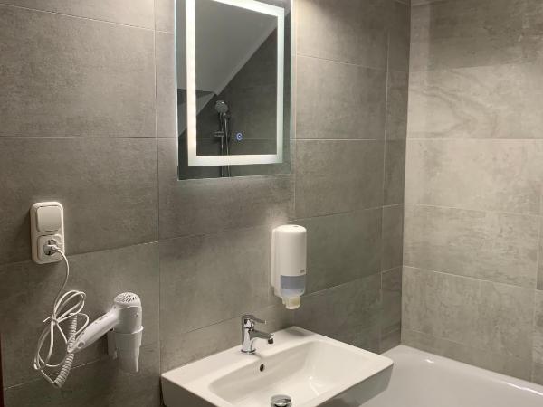 Balaton Kinizsi Apartman : photo 1 de la chambre appartement supérieur