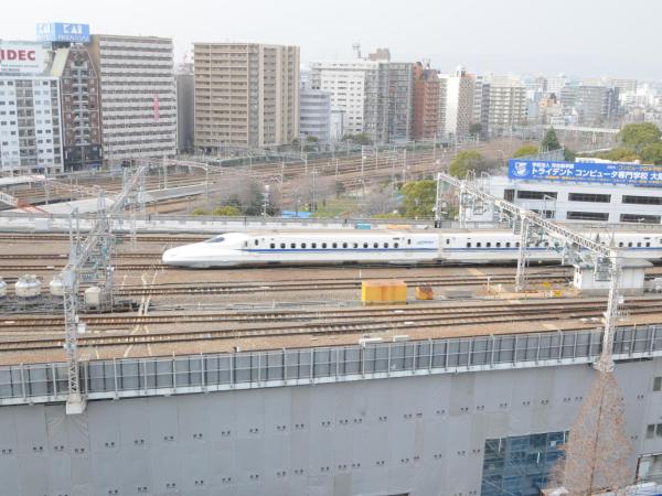 Hotel Shin Osaka : photo 1 de la chambre chambre lits jumeaux standard avec lit d'appoint - non-fumeurs