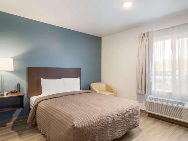 WoodSpring Suites Jacksonville Campfield Commons : photo 1 de la chambre chambre lit queen-size standard - non-fumeurs