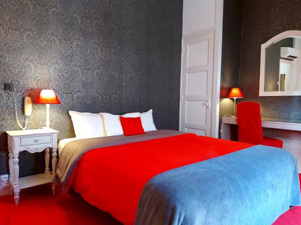 Hotel Mondial : photo 8 de la chambre chambre lit king-size avec balcon