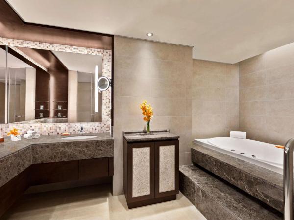 Shangri-La Tanjung Aru, Kota Kinabalu : photo 4 de la chambre suite deluxe tanjung - vue sur mer