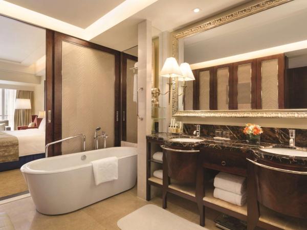 Shangri-La Qingdao - May Fourth Square : photo 4 de la chambre valley wing deluxe grand king