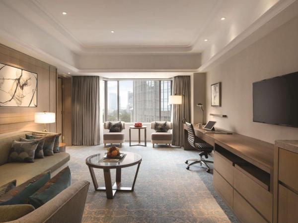 Shangri-La Qingdao - May Fourth Square : photo 3 de la chambre suite exécutive - aile ville