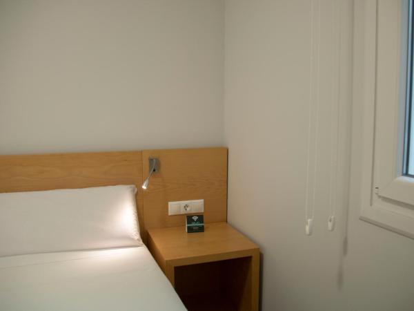 Alda Alborán Rooms : photo 10 de la chambre chambre double Économique