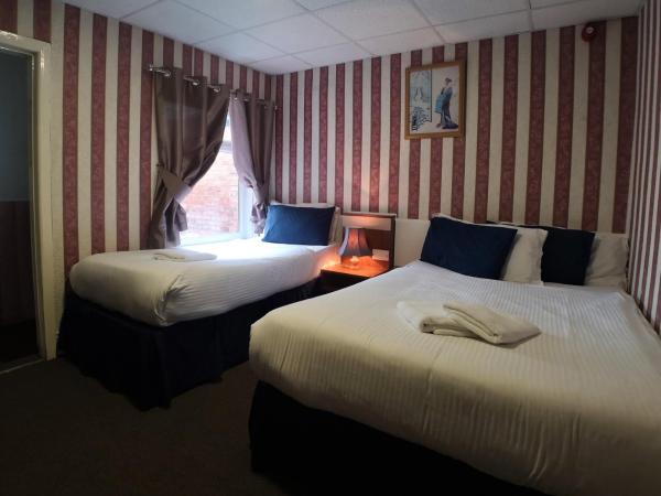 The Hopton Hotel : photo 4 de la chambre chambre triple standard