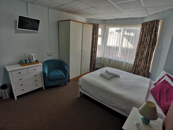The Hopton Hotel : photo 2 de la chambre chambre quadruple avec baignoire