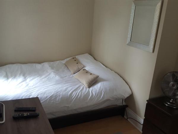 The Novel Stay : photo 5 de la chambre suite lit queen-size avec salle de bains commune