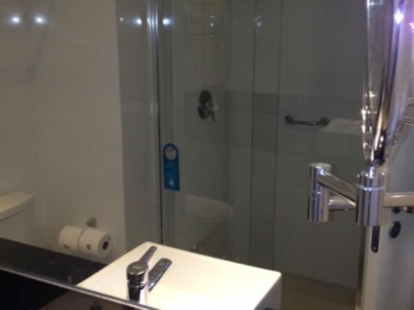 Hotel Beaga Convention Expominas by MHB : photo 7 de la chambre chambre double de luxe avec lit double