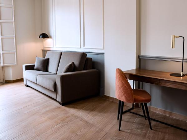 Alcazaba Premium Hotel : photo 9 de la chambre chambre double ou lits jumeaux supérieure avec balcon