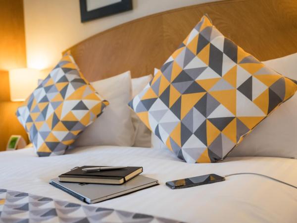 Holiday Inn Manchester West, an IHG Hotel : photo 8 de la chambre chambre lits jumeaux