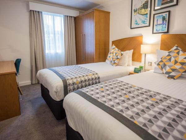 Holiday Inn Manchester West, an IHG Hotel : photo 10 de la chambre chambre lits jumeaux