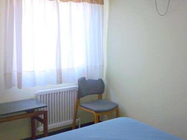 Hotel Puerta del Sol : photo 4 de la chambre chambre double