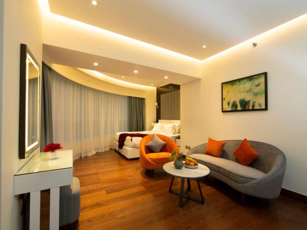 Number One Tower Suites : photo 4 de la chambre chambre familiale