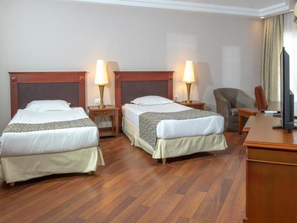Bodrum Holiday Resort & Spa : photo 2 de la chambre chambre familiale standard